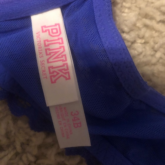 4 Victoria’s Secret Bras - Picture 6 of 8